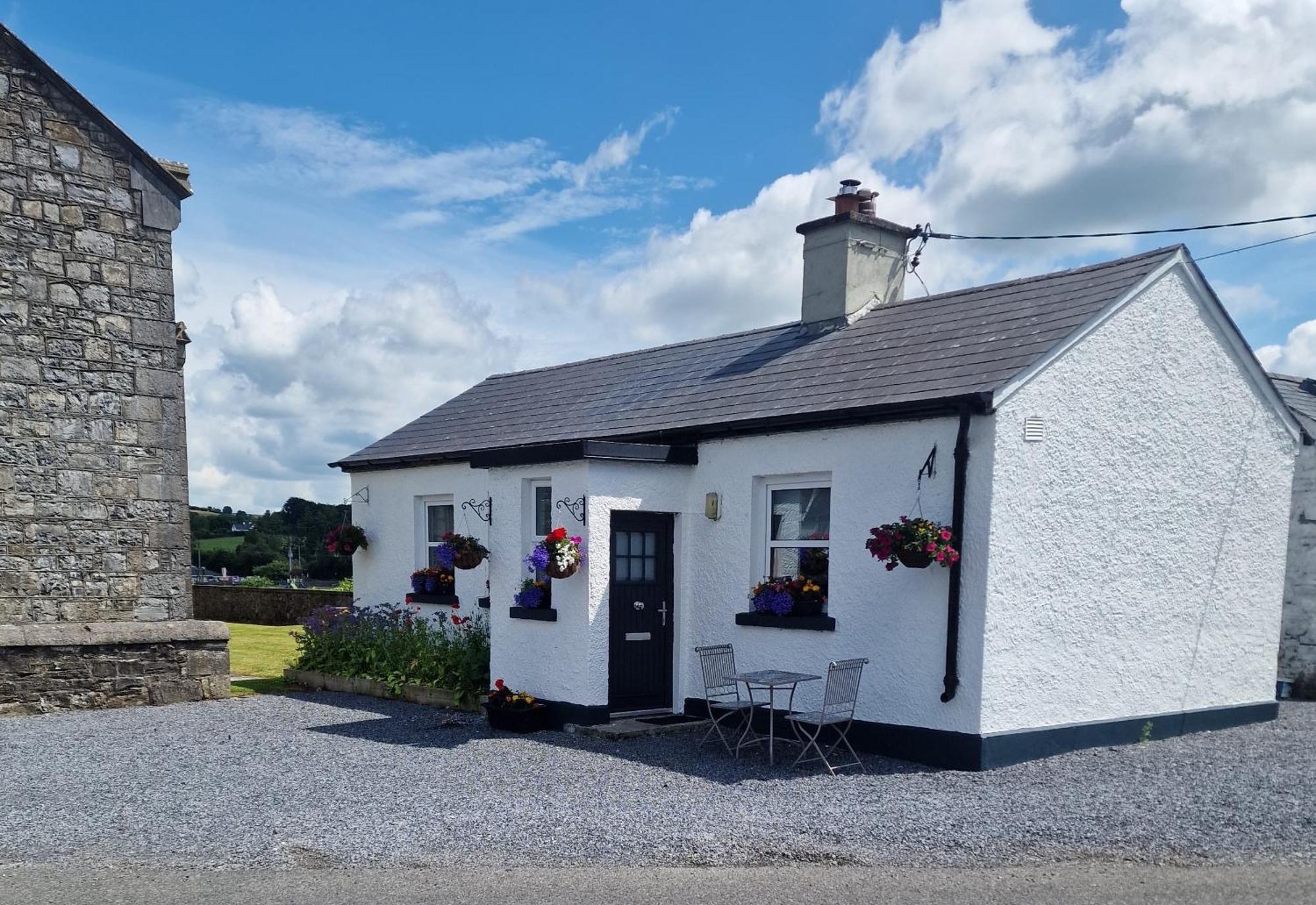 The Speak Easy Cottage Multyfarnham -Two Bedroom Exterior photo